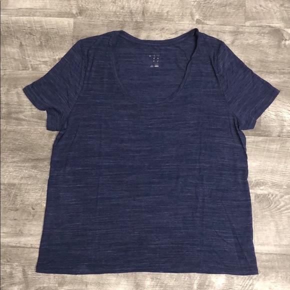 a new day Tops - NWOT A New Day Large Short Sleeve Tee